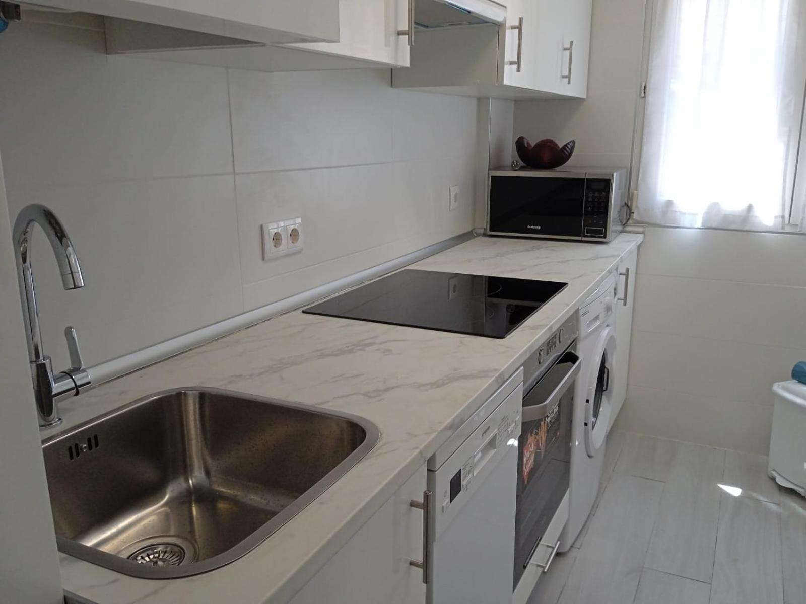 Nuevo! Cerca De Playas Apartamento *